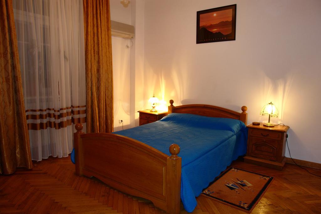 Hotel Ss Residence Unirii بوخارست المظهر الخارجي الصورة