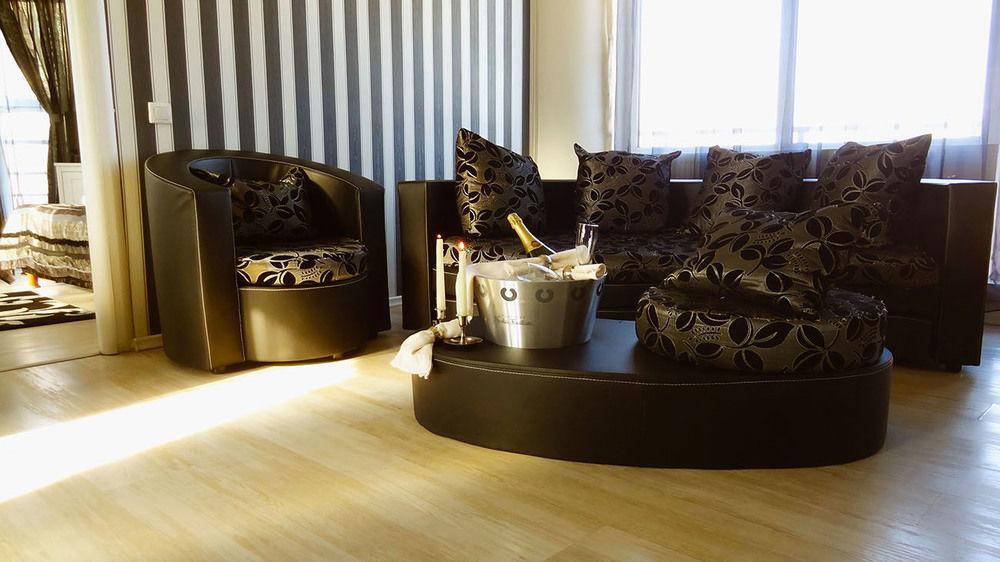 Hotel Ss Residence Unirii بوخارست المظهر الخارجي الصورة