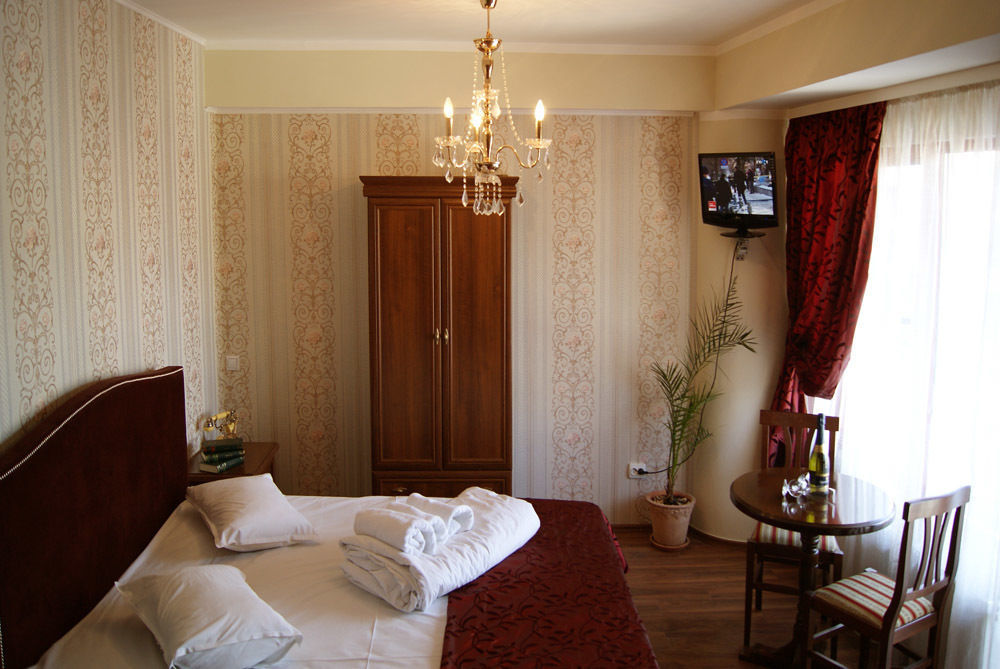 Hotel Ss Residence Unirii بوخارست المظهر الخارجي الصورة